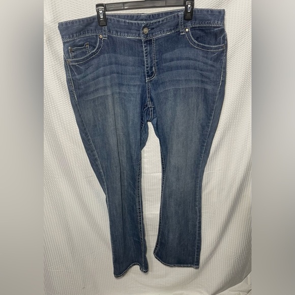 Maurices 20 Long Women’s Jeans - Picture 1 of 7